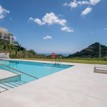 Luxury Newly Built 3 Bdrm Apt W Tennis, Gym & *