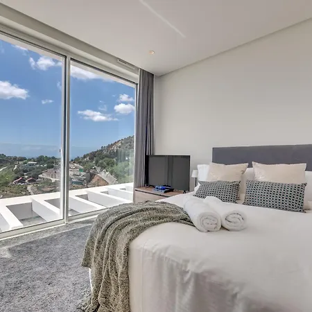 Luxury Newly Built 3 Bdrm Apt W Tennis, Gym &