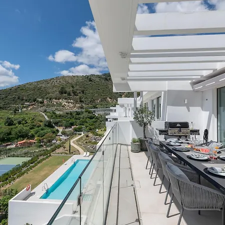 Luxury Newly Built 3 Bdrm Apt W Tennis, Gym & Marbella
