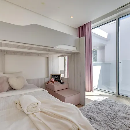Luxury Newly Built 3 Bdrm Apt W Tennis, Gym & * Marbella