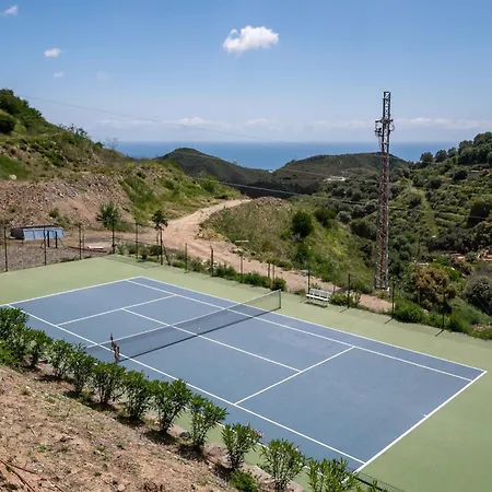 Luxury Newly Built 3 Bdrm Apt W Tennis, Gym & Marbella