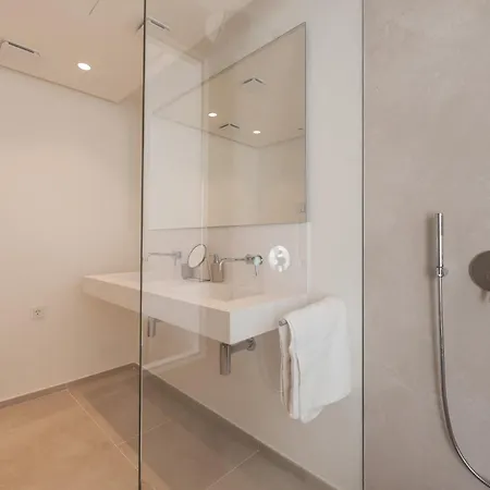 Luxury Newly Built 3 Bdrm Apt W Tennis, Gym & * Marbella